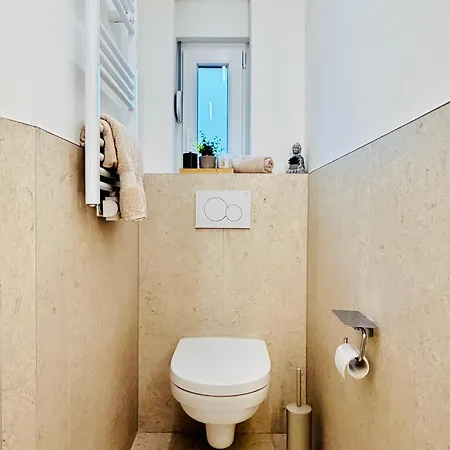 Kunstgalerie-haus! Nahe Tpk, Kit, Dfs Und Enbw * Karlsruhe